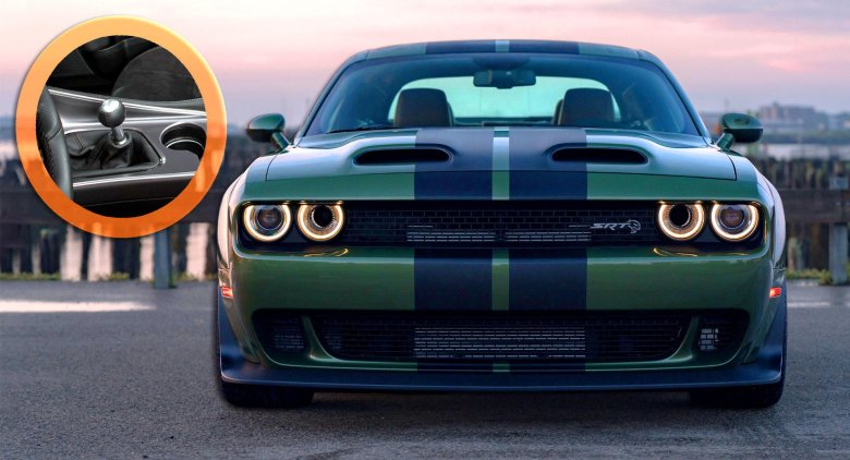 Dodge challenger hellcat 2022