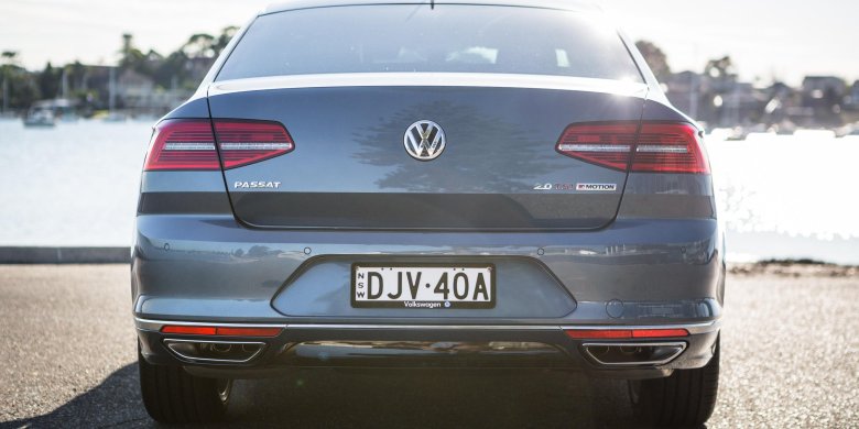 Пассат б8 сзади