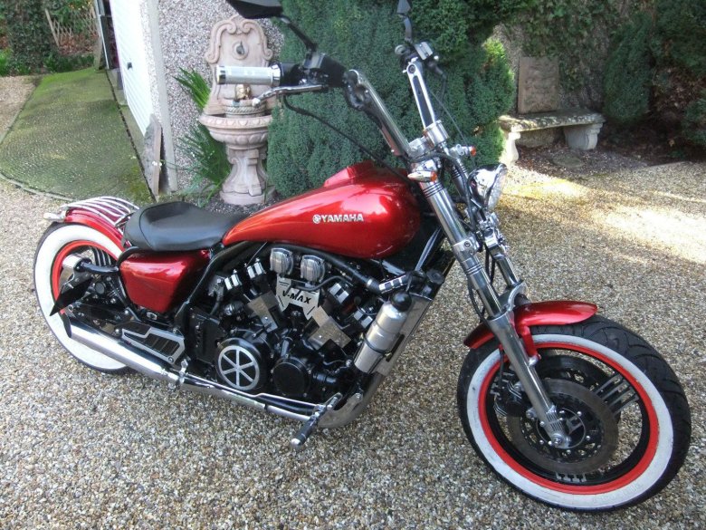 Yamaha v-max 1200 bobber