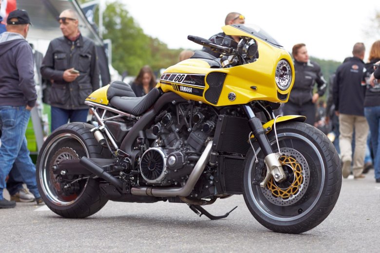 Yamaha vmax cafe racer