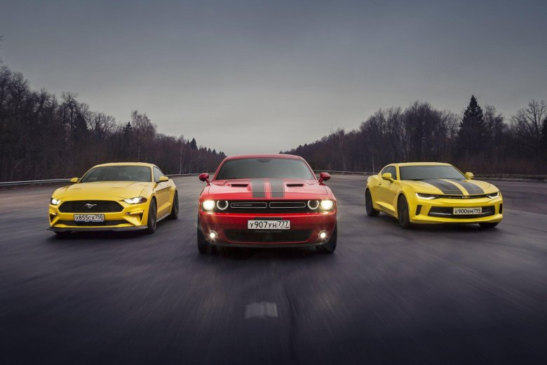 Ford mustang и chevrolet camaro