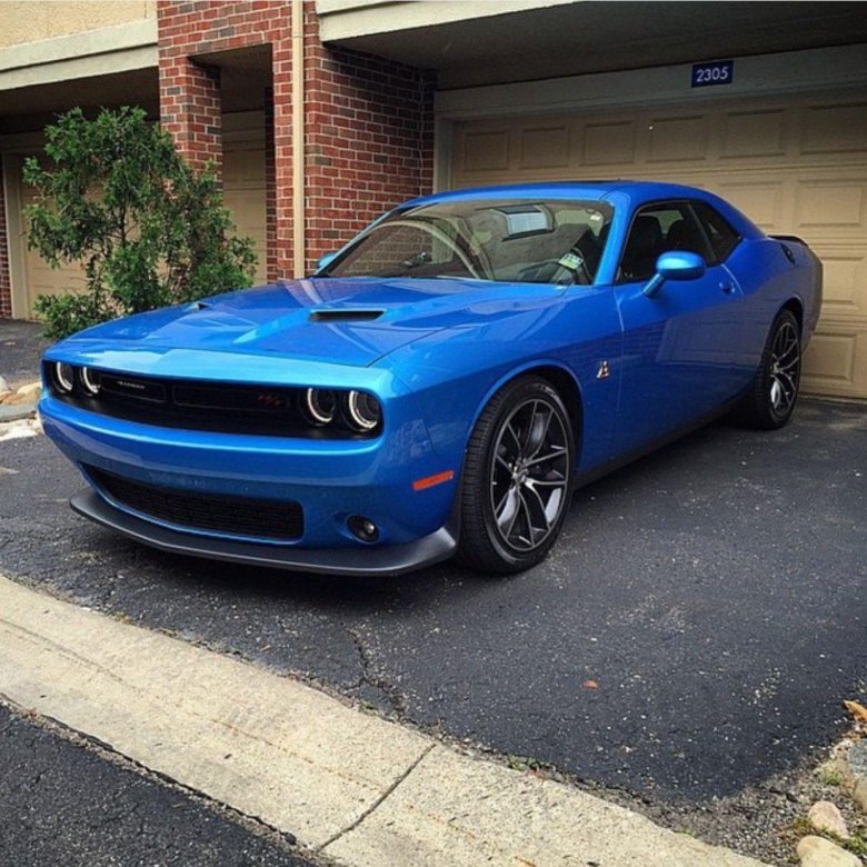 Додж челленджер синий