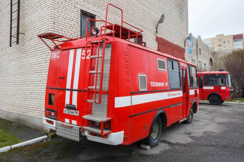 Пожарный автомобиль дымоудаления