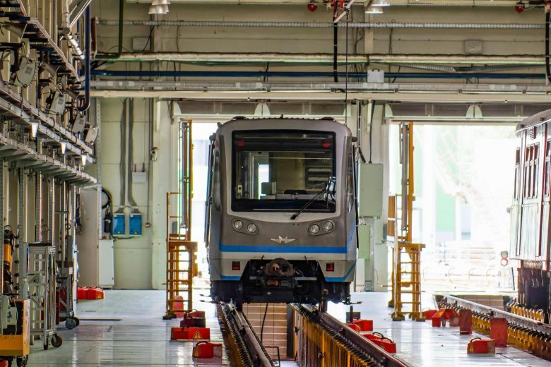 Депо братеево московского метрополитена