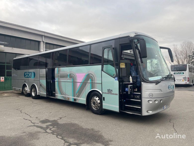 Автобус mercedes benz travego