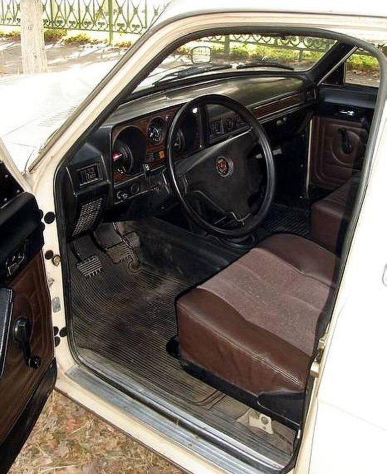 Волга газ 3102