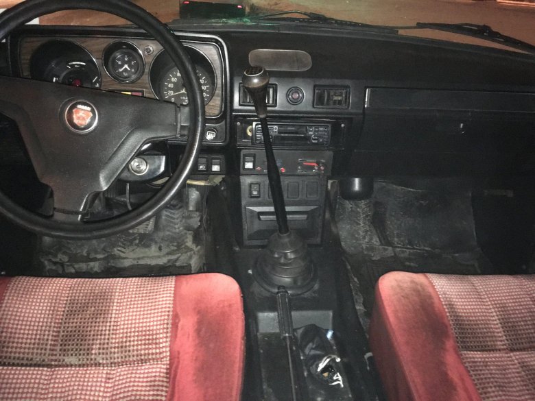 Газ 2410 салон