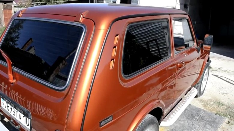 Нива оранжевая