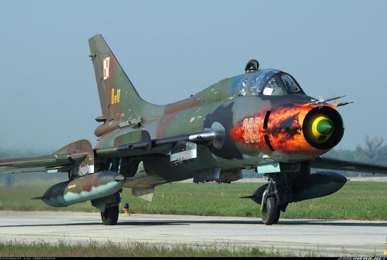 Су 17 истребитель бомбардировщик