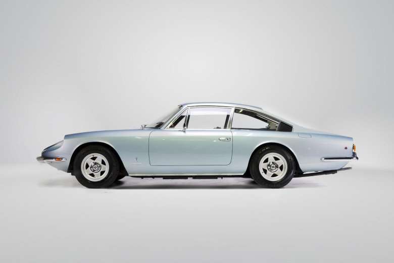 Ferrari 365 gt 2+2 (1967)