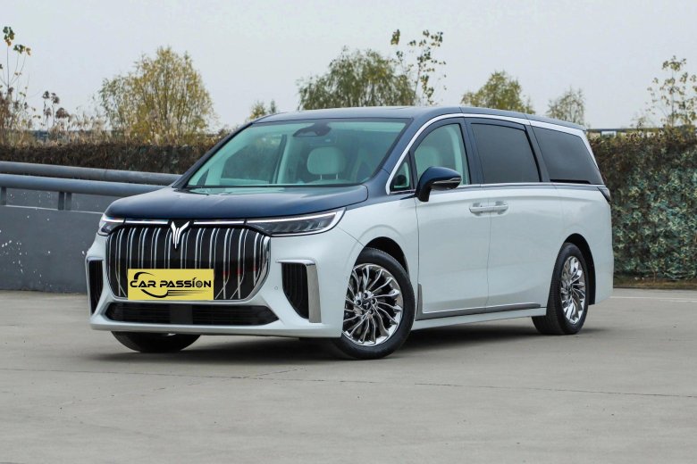 Китайский минивэн voyah