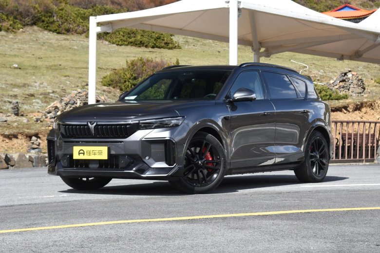 Кроссовер voyah