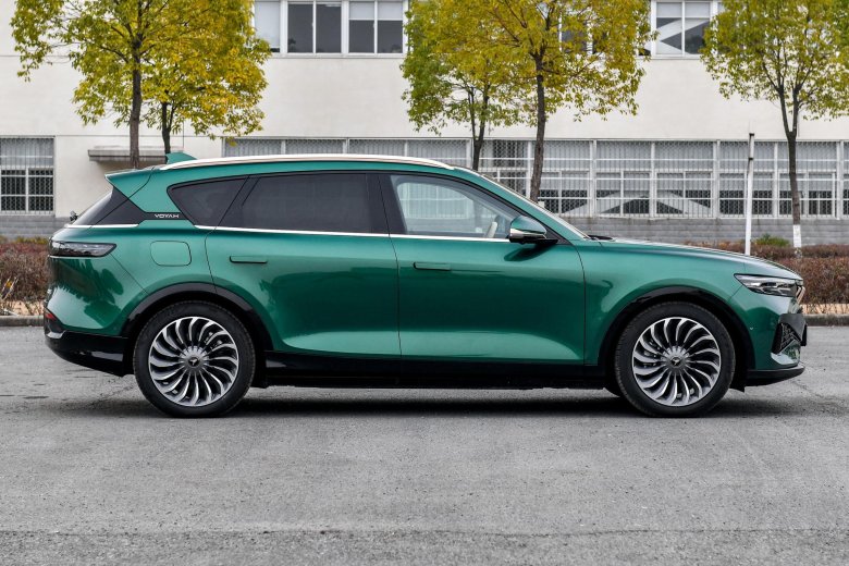 Китайский электромобиль 2023 voyah