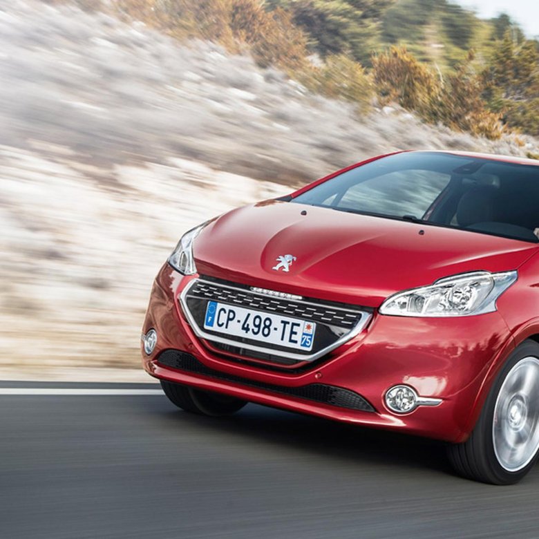 Пежо 208 2014
