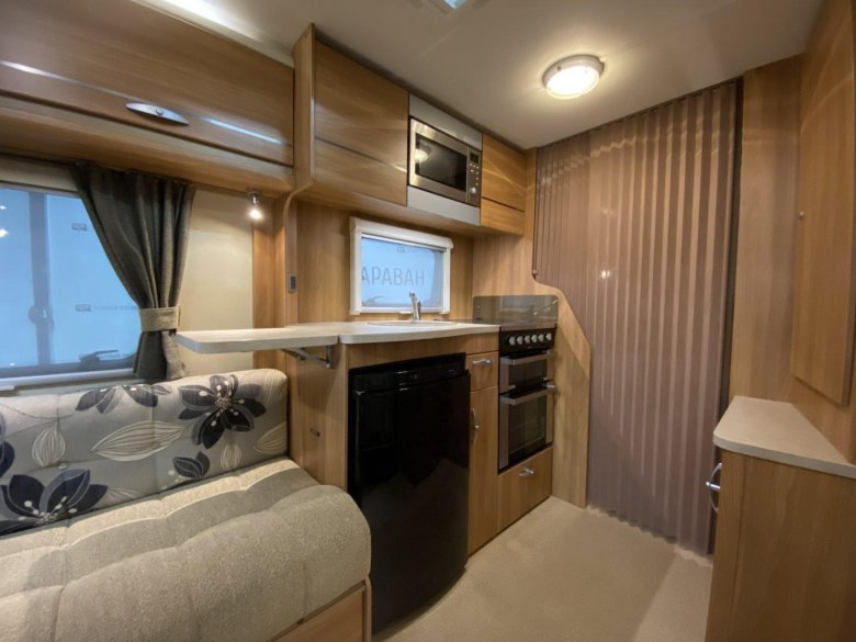 Автодом кемпер