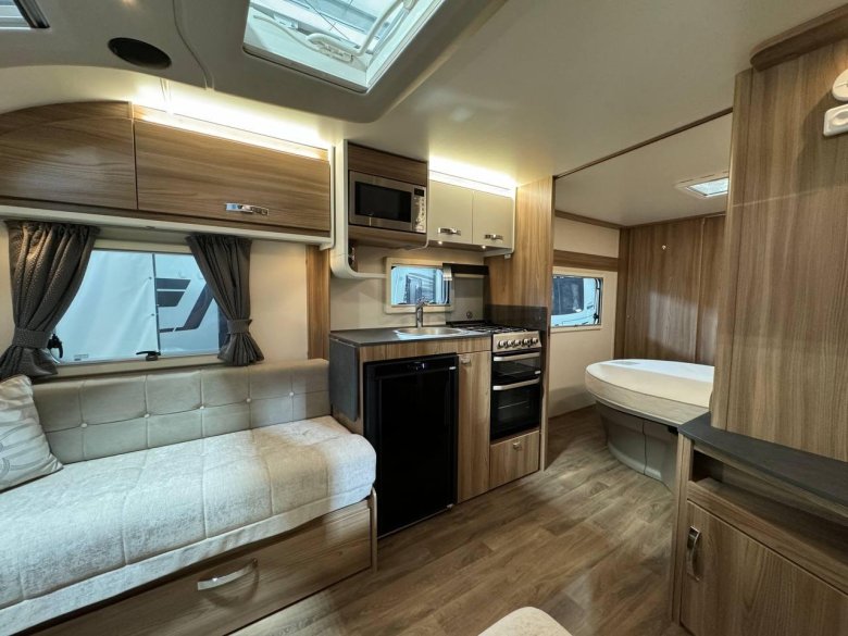 Автодом кемпер