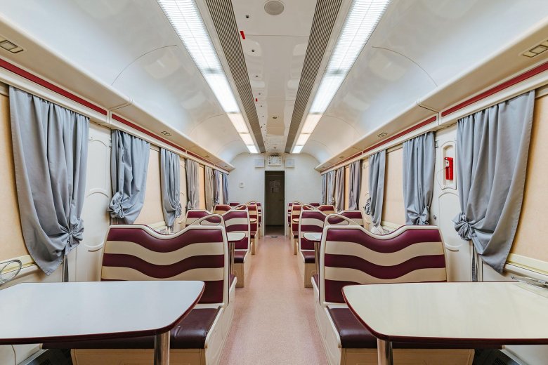 Вагон ресторан в поезде ржд