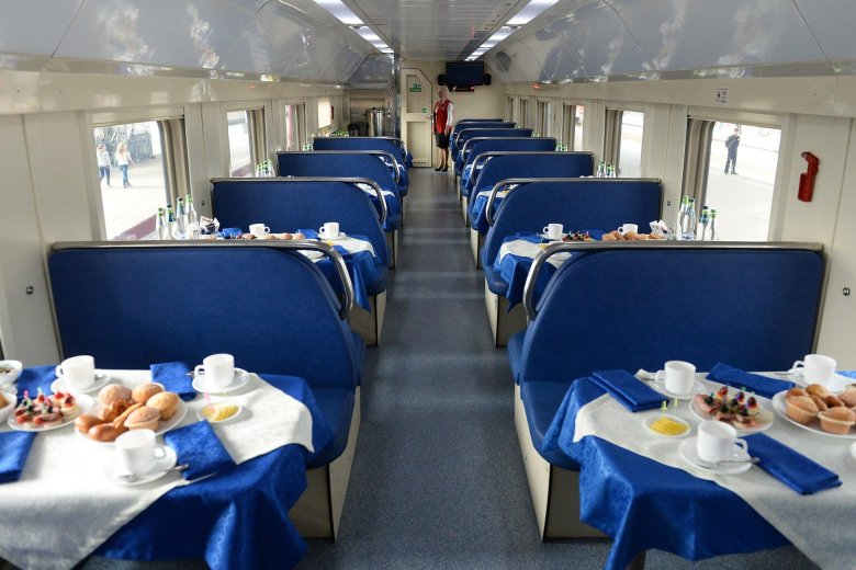 Двухэтажный вагон ресторан ржд