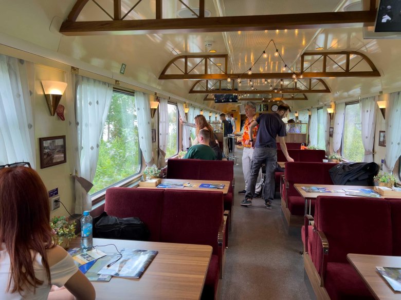 Рускеальский экспресс вагон ресторан