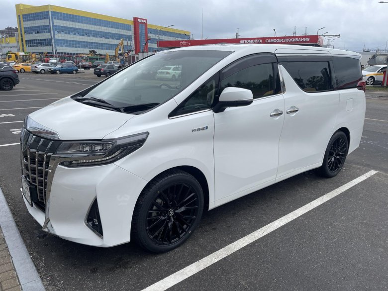 Тойота альфард 2021 белый