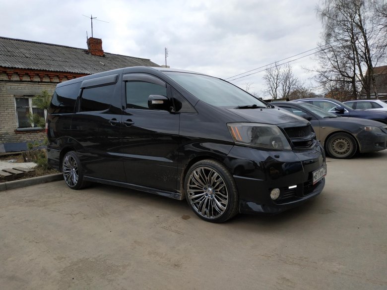 Тойота альфард 2006