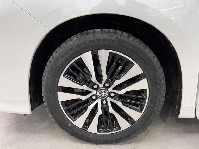 Тойота зимние шины