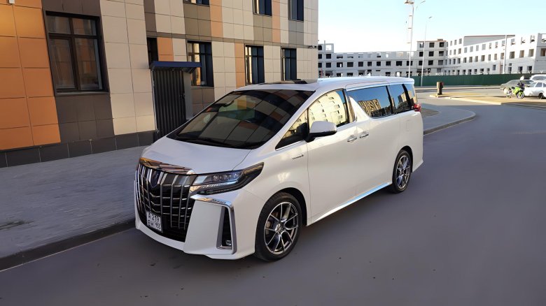 Тойота альфард 2020