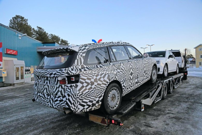 Внедорожник аурус комендант