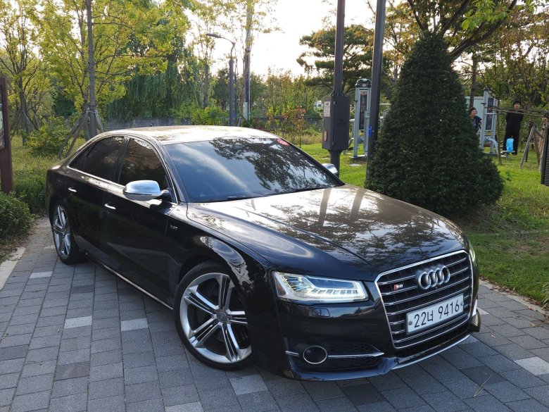 Ауди s8 2015