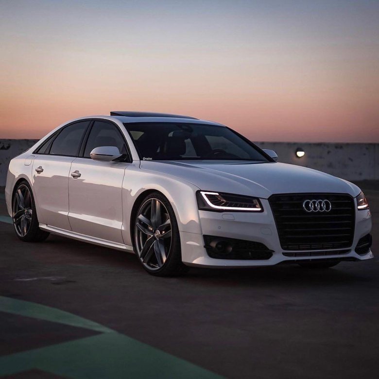 Audi s8