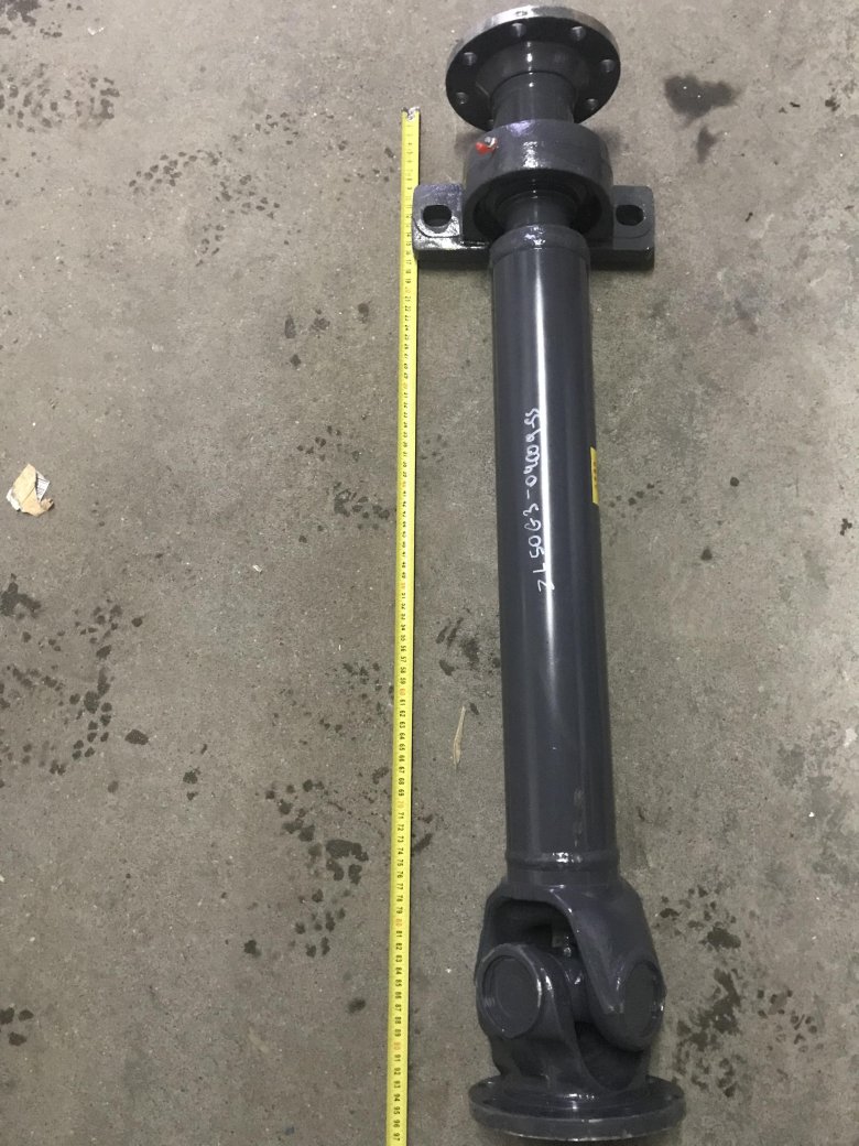 Вал карданный передний 4110000753