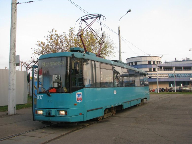 Трамвай бкм