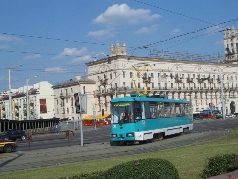 Городской электрический транспорт
