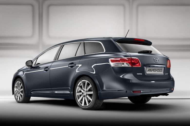 Toyota avensis универсал