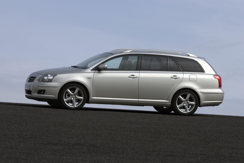 Тойота авенсис 2007 универсал