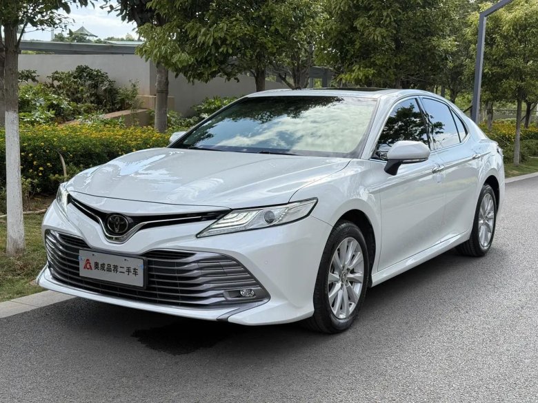 Toyota camry viii xv 70