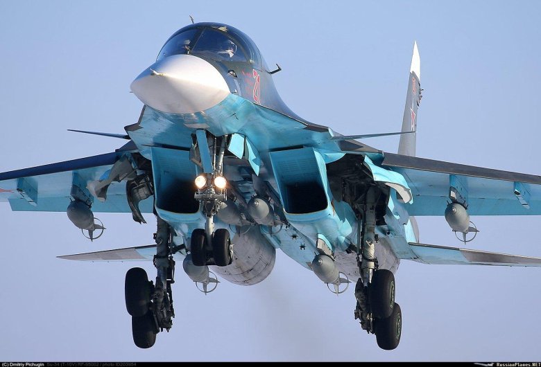 Истребитель бомбардировщик су 34