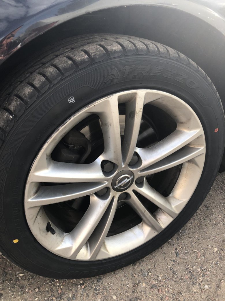 245/55 r18 opel insignia