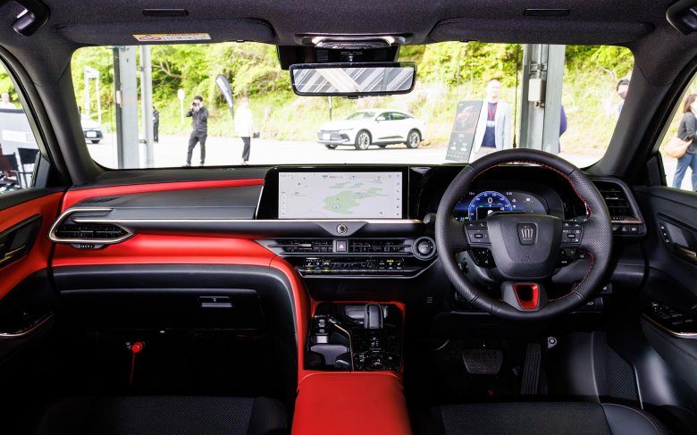 Новый тойота краун 2023 кроссовер