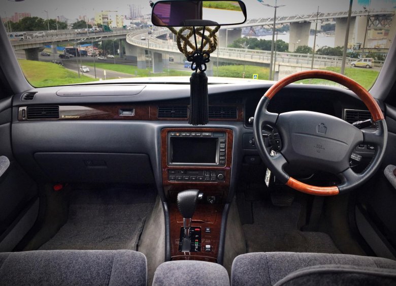 Тойота краун 150