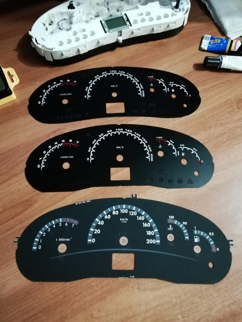 Накладка комбинации приборов приора 1