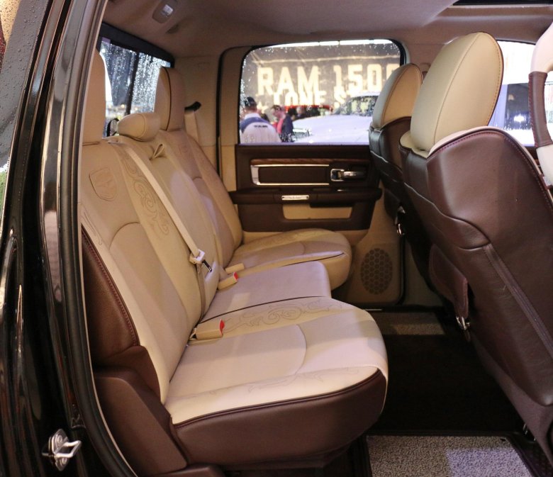 Dodge ram longhorn салон