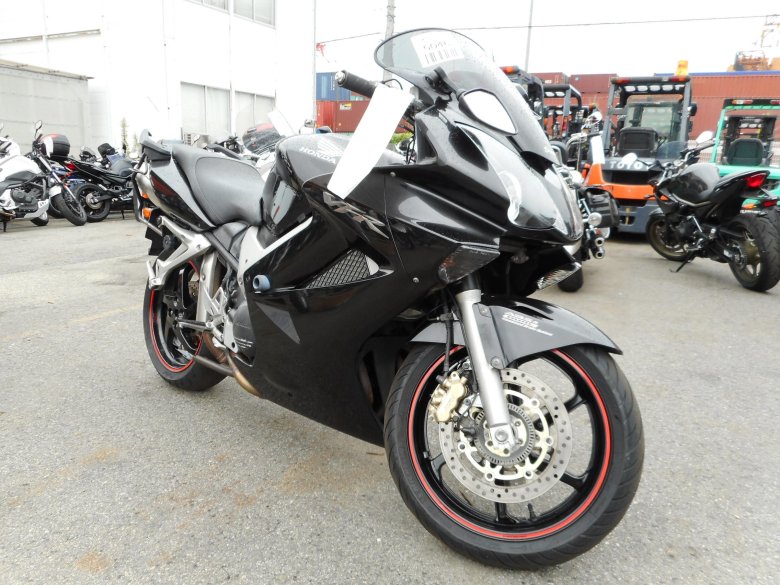 Мотоцикл хонда vfr 800