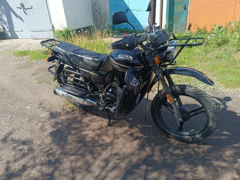 Мотоцикл 200 куб