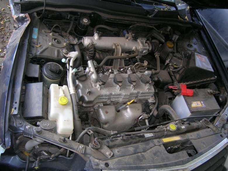 Моторный отсек ниссан альмера