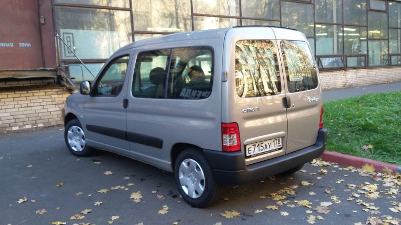 Пежо партнер 1