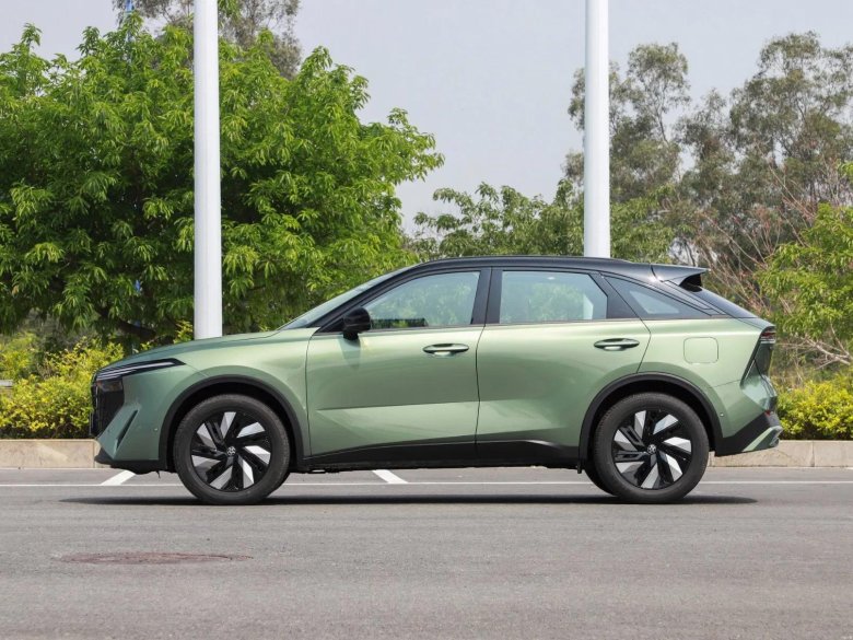 Автомобиль dongfeng