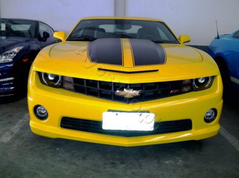 Chevrolet camaro желтый