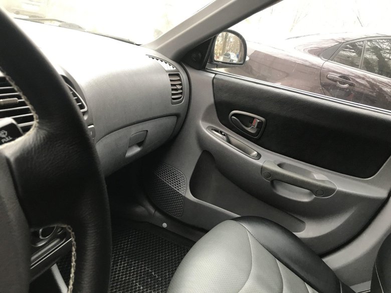 Черный салон акцент тагаз