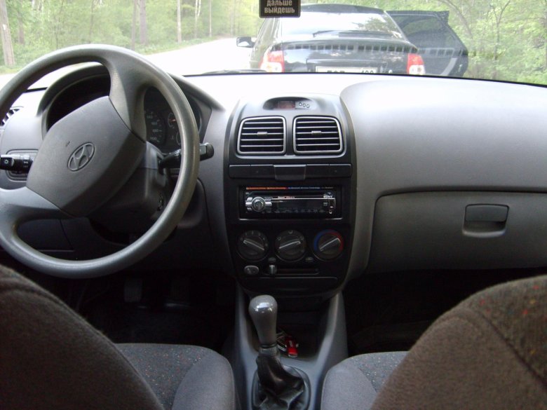 Хёндай акцент салон